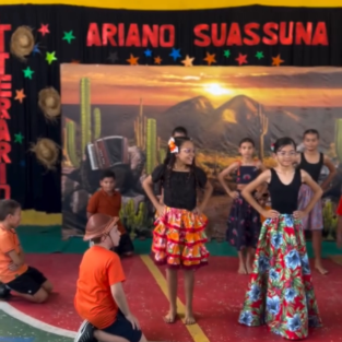 Sarau de uma escola particular em Parnamirim RN - Evolução Colégio e Curso